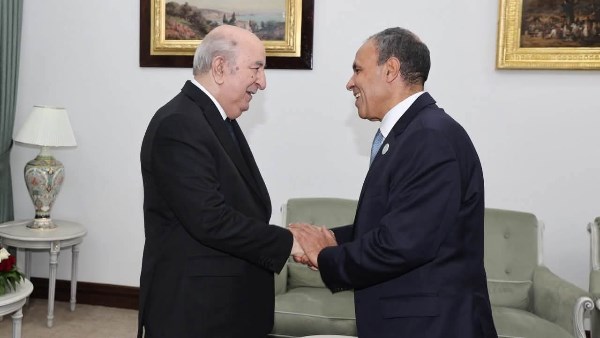 لقاء وزير الخارجية مع الرئيس الجزائري 