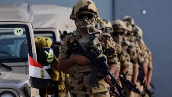 إرسال قوات مصرية إلى السعودية 