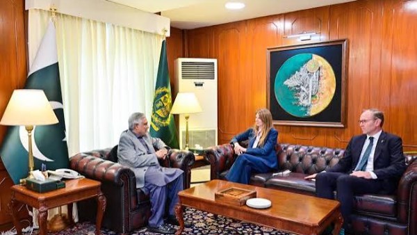 باكستان والمملكة المتحدة