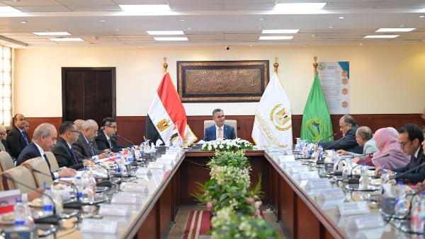 وزير التموين والتجارة الداخلية الدكتور شريف فاروق