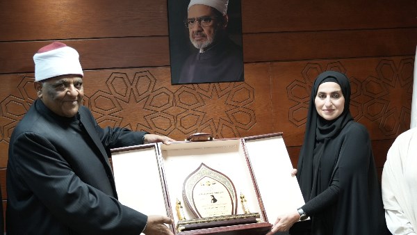  الدكتور عباس شومان