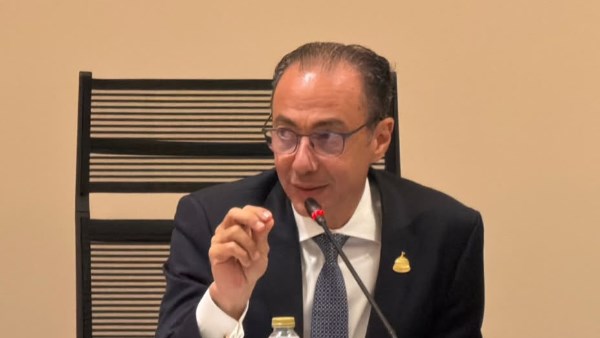  الدكتور شريف باشا