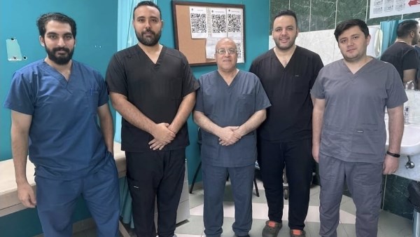 فريق طبي بمستشفى الشيخ زايد