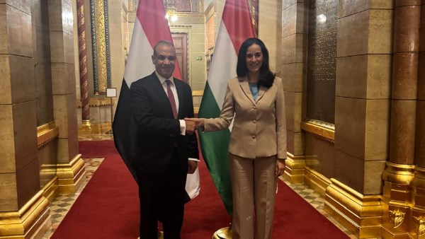 وزير الخارجية