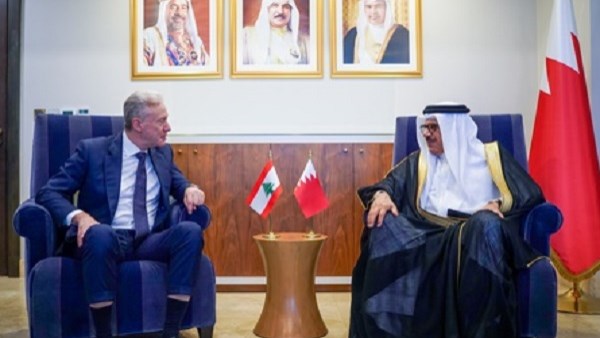 وزير الخارجية البحريني و نظيره اللبناني