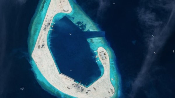 صور الأقمار الصناعية تكشف تسارع البناء العسكري الصيني في بحر الصين الجنوبي
