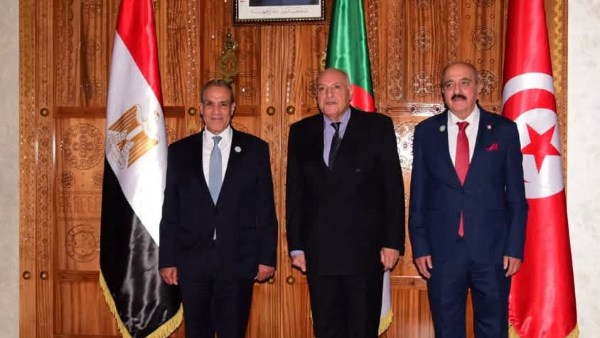 وزراء خارجية مصر والجزائر وتونس 