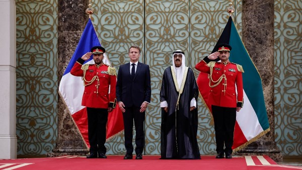 ماكرون في الكويت
