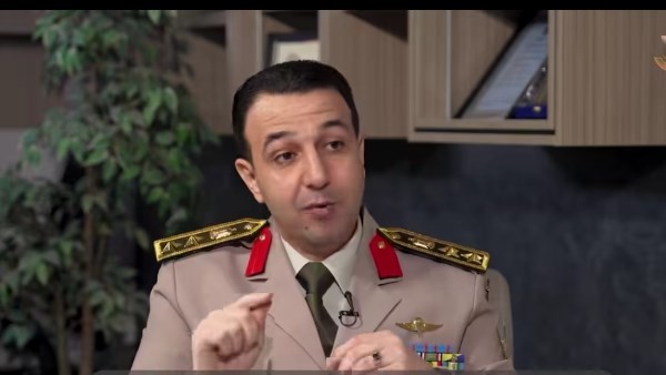 المتحدث العسكري للقوات المسلحة العقيد أركان حرب أحمد عتمان علي