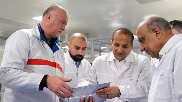 الدكتور محمود عصمت
