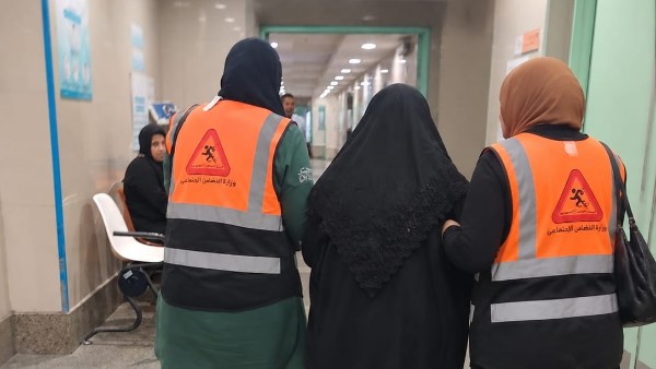 «التدخل السريع» ببورسعيد ينقذ مسنة ويوفر لها مأوى آمنًا بإحدى دور الرعاية