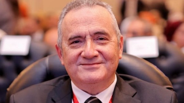 رئيس هيئة المستشفيات التعليمية