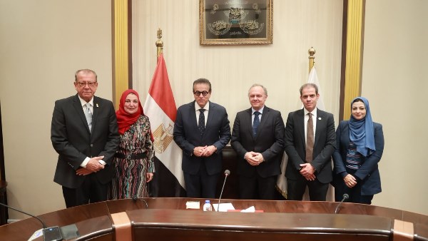 وزير الصحة 