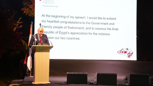 وزير العمل خلال إلقاء الكبمة