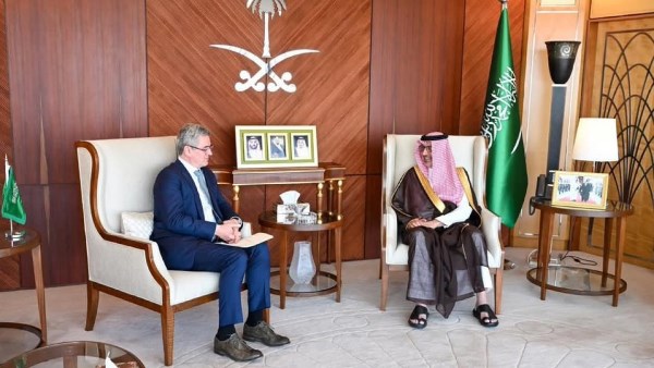 السفير السعودي بالقاهرة يستقبل سفير روسيا الاتحادية 