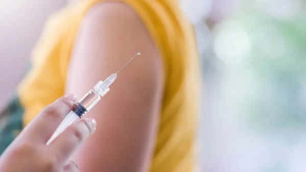 دراسة تبحث العلاقة بين لقاح الإنفلونزا وانخفاض خطر الخرف بنسبة 40%..تفاصيل