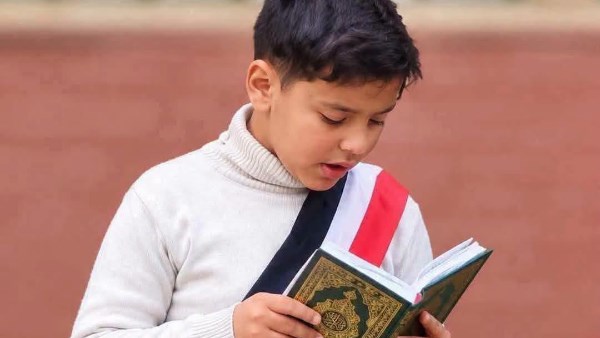 حافظ للقرآن وبدأ يومه بصلاة الفجر.. ماذا حدث للطالب آدم الأحمدي داخل مدرسته في بورسعيد؟