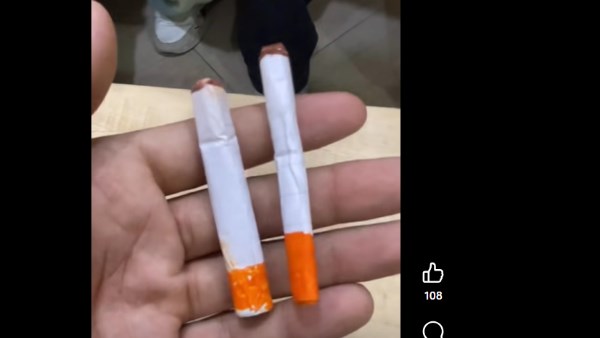 سجاير ورق"مع طالبات إعدادي