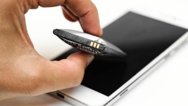 هل تستخدم هاتفاً قديماً؟ 5 إشارات خطيرة تعني أن عليك تغيير البطارية فوراً