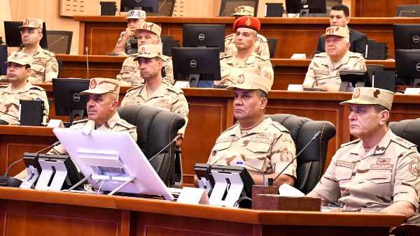 وزير الدفاع يشهد تنفيذ المرحلة الرئيسية لمشروع مراكز القيادة الاستراتيجي التعبوي التخصصي لإدارة الحرب الكيميائية