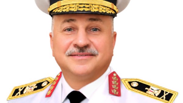 نائب مدير الأكاديمية العسكرية المصرية للكلية البحرية - اللواء بحري أركان حرب محمود عبد الستار