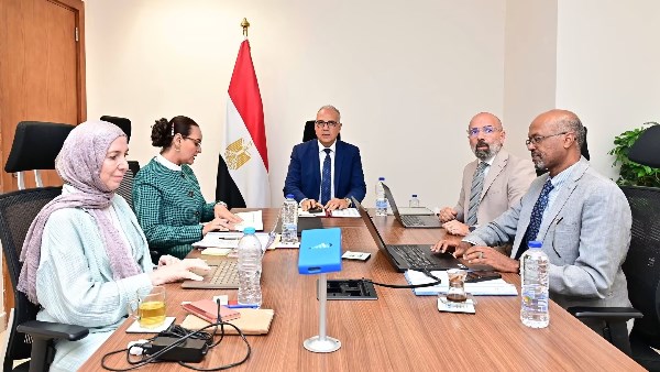 صورة من اللقاء