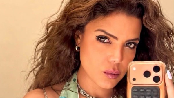 ناهد السباعى تثير الجدل بإطلالتها