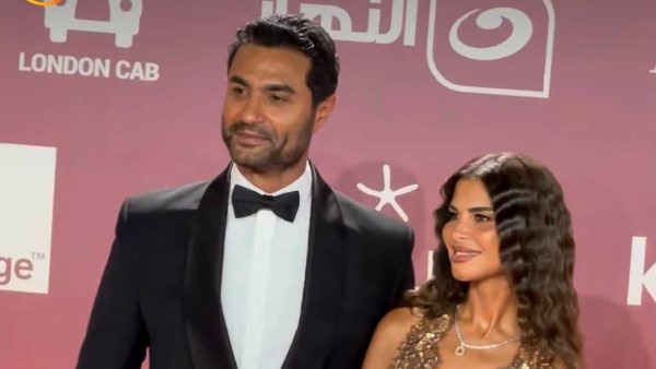  الكابل الاجمل..كريم فهمي وزوجته فى مهرجان الجونة