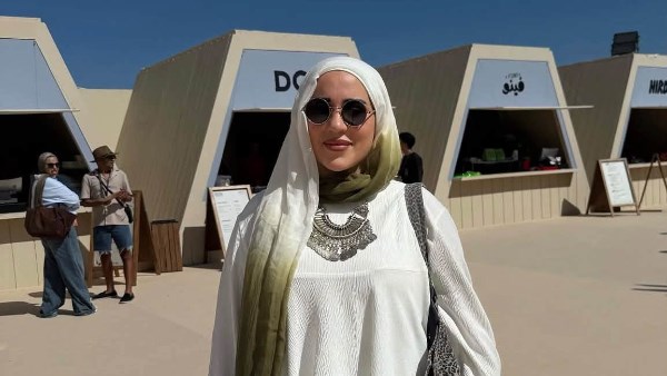  اسما شريف منير تتألق فى الجونة بالحجاب