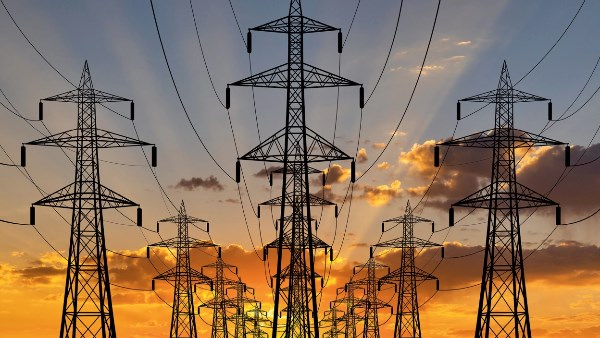 وزير الكهرباء: الربط الكهربائي بين الدول  يعزز تقوية الشبكات الكهربائية حتى في حالة عدم وجود تبادل للطاقة بينها