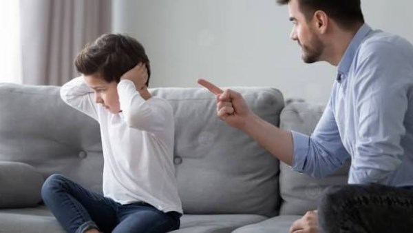 لماذا يرد الطفل بعصبية؟