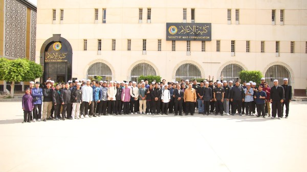  الوافدين الجدد من طلاب ماليزيا