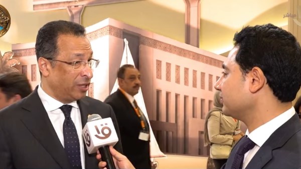 وزير الاتصالات 