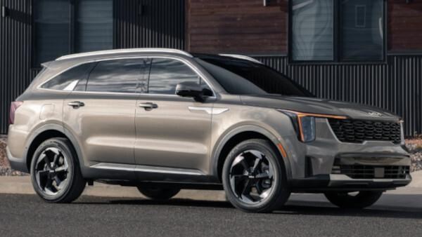 كيا سورينتو الـ SUV تباع بهذه المواصفات