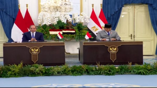 الرئيس السيسي ونظيره الإندونيسي 