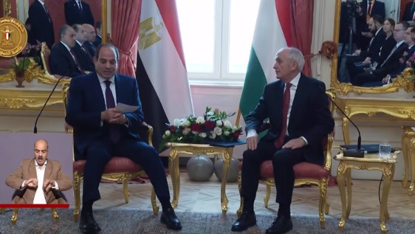 الرئيس السيسي ونظيره المجري