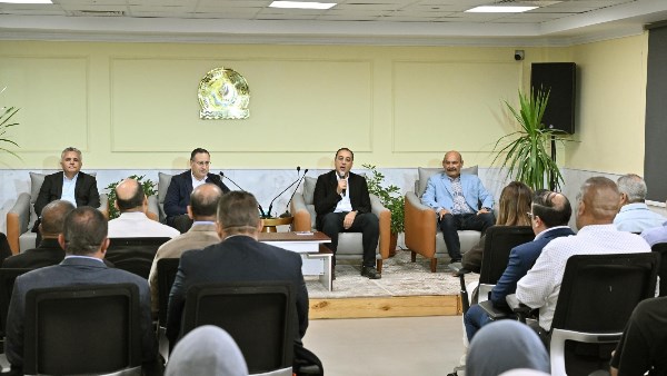 رئيس الوزراء