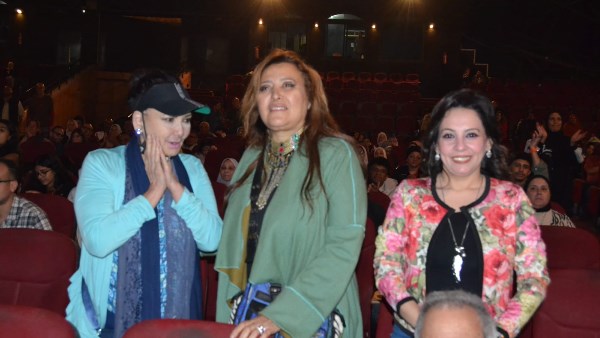 أثار الحكيم 