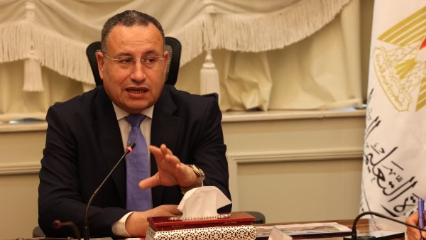  الدكتور عبدالعزيز قنصوة وزير التعليم العالي والبحث العلمي والقائم بعمل وزير الثقافة