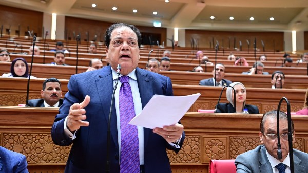 النائب محمد أبو العينين، رئيس الهيئة البرلمانية لحزب الجبهة الوطنية 
