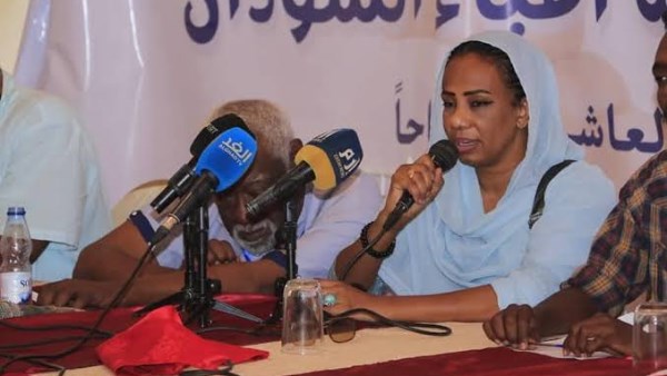 السودان تحت نيران الحرب.. هبة عمر: 12.7 مليون شخص مهددون بالعنف والنساء والأطباء الأكثر معاناة