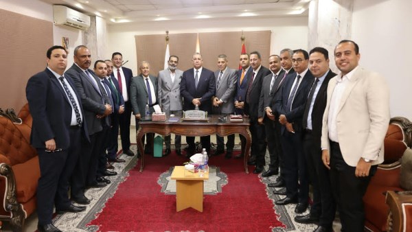 نقيب المحامين