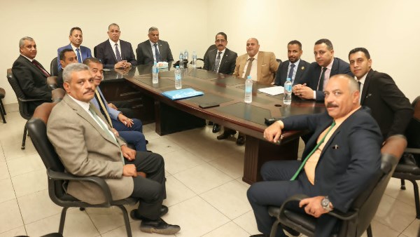 نقيب المحامين