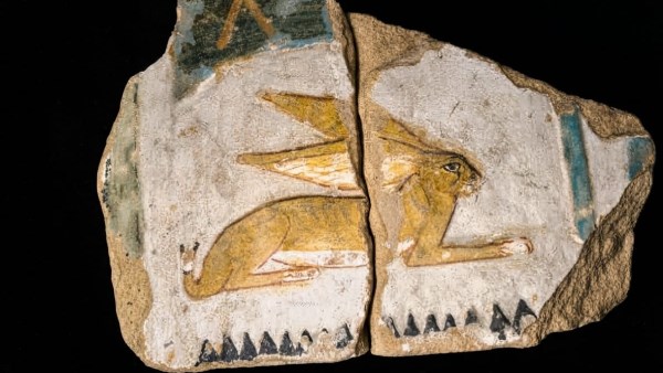 قطع أثرية 