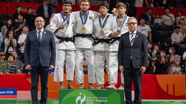 الإمارات 