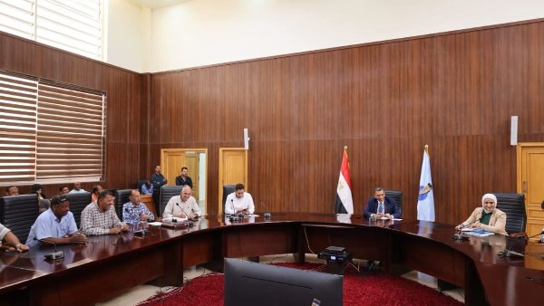 محافظ البحر الأحمر