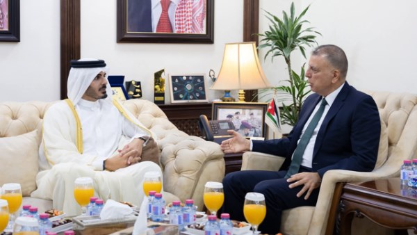 وزيرا الداخلية الأردني والقطري 