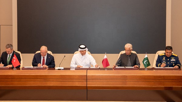  قطر وإندونيسيا وباكستان وتركيا