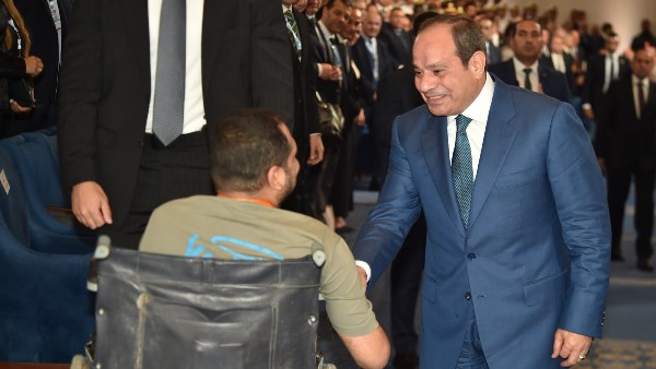 لفتة إنسانية من الرئيس السيسي