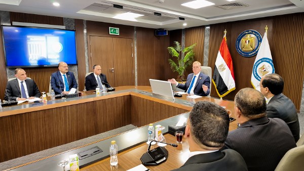 وزير البترول